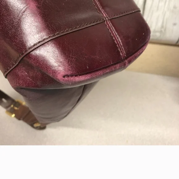 HOBO Charlie Merlot Leather Shoulder Bag - Picture 9 of 11